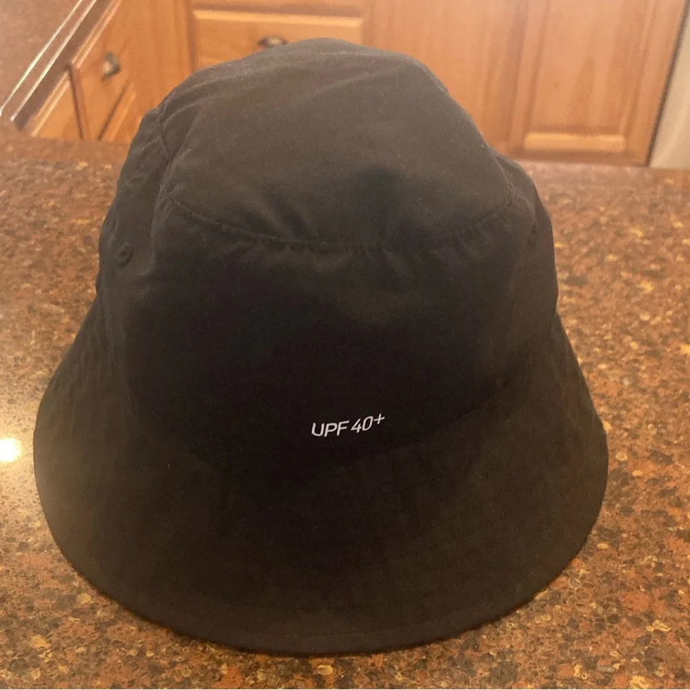 Nike Kids Black Bucket Hat White Embroidered Swoosh Child UPF 40+ Sun Protection